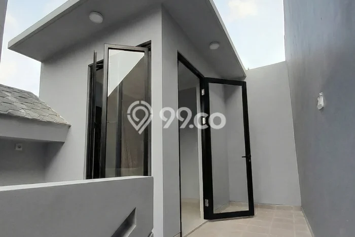 Disewakan Rumah Nyaman LT 180m2 / LB 210m2 di Blok M, Jakarta Selatan Disewakan Rumah Nyaman LT 180m2 / LB 210m2 di Blok M, Jakarta Selatan