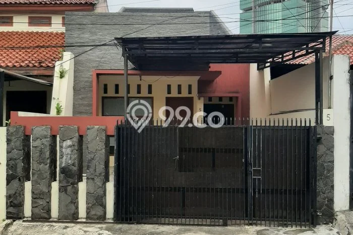 Rumah Asri di Pasar Minggu, 3 KM, Free Macet Rumah Asri di Pasar Minggu, 3 KM, Free Macet