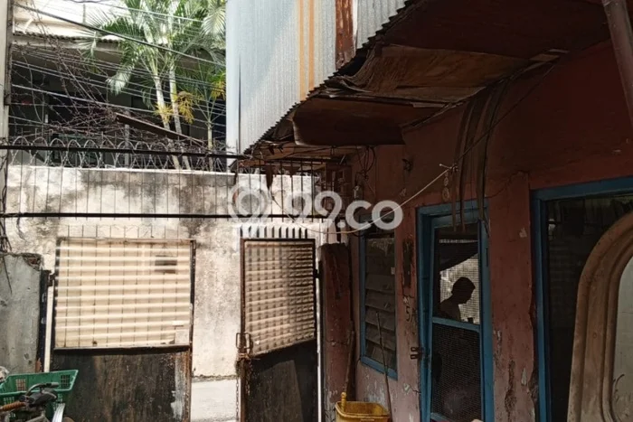 Disewakan Cepat Rumah Kondisi Bagus di Kawasan Tambora, Jakarta Barat Disewakan Cepat Rumah Kondisi Bagus di Kawasan Tambora, Jakarta Barat