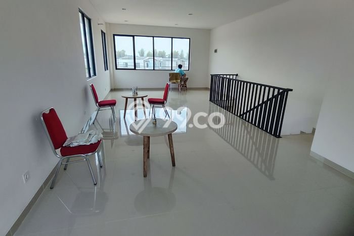 Unit Ruko Dijual di Tangerang LT 60m2 & LB 101m2 Unit Ruko Dijual di Tangerang LT 60m2 & LB 101m2