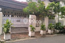 Siap Huni Rumah Mewah 5 Kamar di Tebet Dekat ke Mana Saja Siap Huni Rumah Mewah 5 Kamar di Tebet Dekat ke Mana Saja