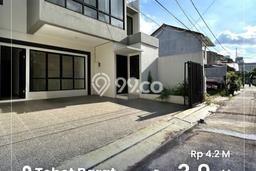 Siap Huni Rumah Mewah 5 Kamar di Tebet Dekat ke Mana Pun Siap Huni Rumah Mewah 5 Kamar di Tebet Dekat ke Mana Pun