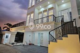 Jual Rumah Luas Elegan Dengan View Eksklusif di Pulomas, Jakarta Timur Jual Rumah Luas Elegan Dengan View Eksklusif di Pulomas, Jakarta Timur