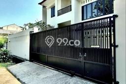 For Sale Rumah Mewah Exclusive di Duren Sawit, Jakarta Timur For Sale Rumah Mewah Exclusive di Duren Sawit, Jakarta Timur