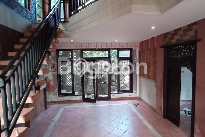 Rumah Bagus Siap Pakai Di Denpasar Utara Luas 140m2 Aman Rumah Bagus Siap Pakai Di Denpasar Utara Luas 140m2 Aman