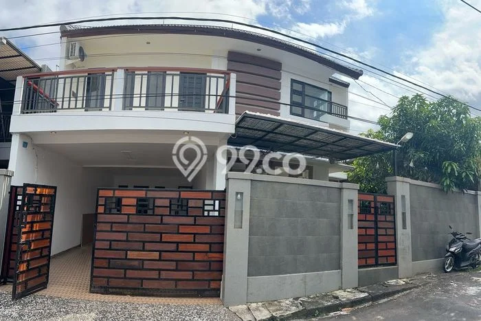 Disewakan Rumah Harga Terjangkau di Padangsambian Kelod Denpasar dengan 5 KT Disewakan Rumah Harga Terjangkau di Padangsambian Kelod Denpasar dengan 5 KT