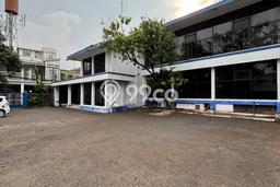 Kantor Disewa di Jakarta Selatan dengan LB 650m2 Area Komersial Ramai Kantor Disewa di Jakarta Selatan dengan LB 650m2 Area Komersial Ramai