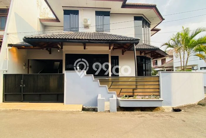 Rumah Sewa Jakarta Selatan LT 216m2 LB 205m2 Kawasan Pejaten Rumah Sewa Jakarta Selatan LT 216m2 LB 205m2 Kawasan Pejaten