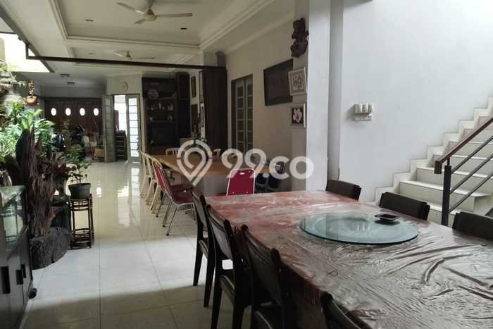 Unit Kost Dijual di Kawasan Tanah Abang Jakarta Pusat dengan 34 KT Unit Kost Dijual di Kawasan Tanah Abang Jakarta Pusat dengan 34 KT