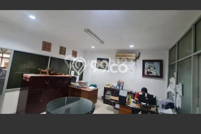 PELUANG EMAS! Gudang Kawasan Pangeran Jayakarta, Luas 3000m2m², Potensi Profit Tinggi PELUANG EMAS! Gudang Kawasan Pangeran Jayakarta, Luas 3000m2m², Potensi Profit Tinggi