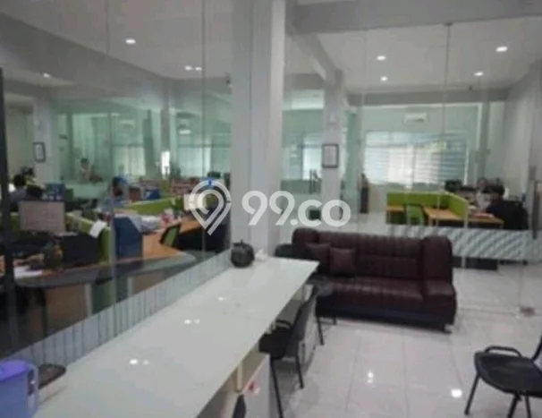Unit Ruko Disewakan di Mangga Besar di Area Ramai & Strategis Unit Ruko Disewakan di Mangga Besar di Area Ramai & Strategis