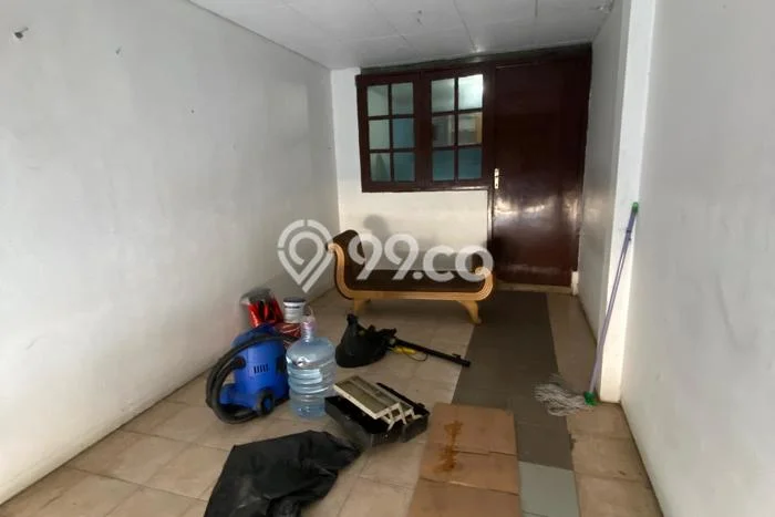 Disewakan! Rumah 3 Kamar Tidur &
2 Kamar Mandi di Sunrise Garden, Jakarta Barat Disewakan! Rumah 3 Kamar Tidur &
2 Kamar Mandi di Sunrise Garden, Jakarta Barat