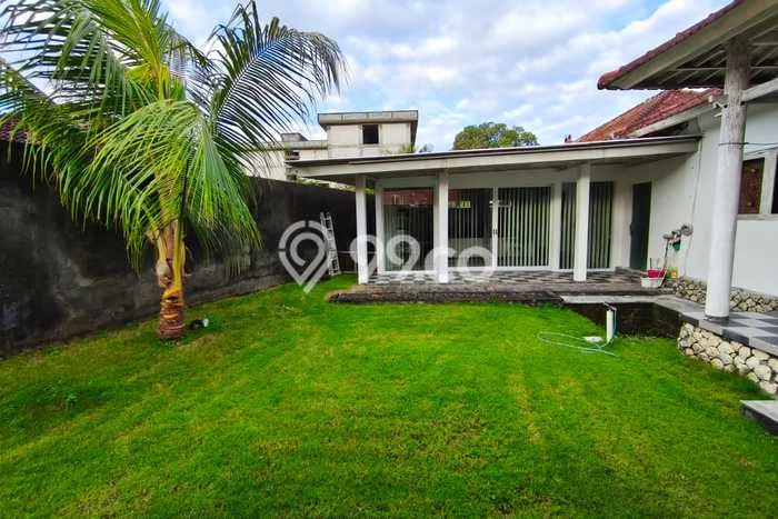 PRIME LOCATION! Rumah area Tanjung Benoa, 3 KM, Lingkungan Tenang, Luas 400m² Bangunan 250m² PRIME LOCATION! Rumah area Tanjung Benoa, 3 KM, Lingkungan Tenang, Luas 400m² Bangunan 250m²