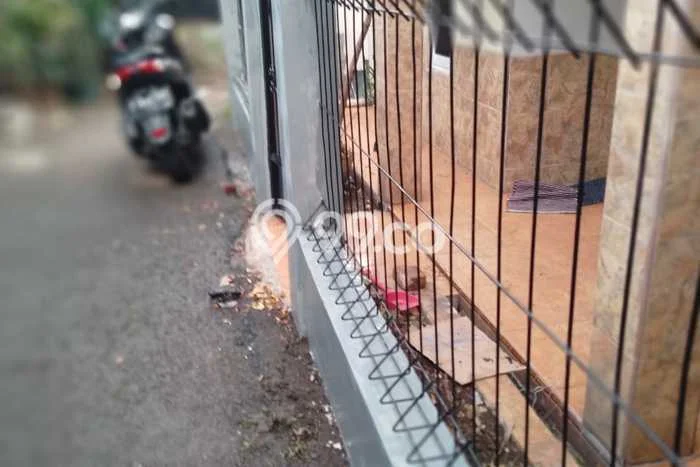 Investasi Kost Dijual di Pesanggrahan, Jakarta Selatan, Spesifikasi 0 KT, 10 KM, 230m2 Investasi Kost Dijual di Pesanggrahan, Jakarta Selatan, Spesifikasi 0 KT, 10 KM, 230m2