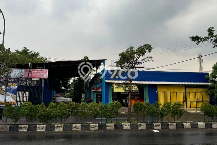 Komersial Bagus LT 2000m2 LB 550m2 Dijual di Cipondoh Tangerang Komersial Bagus LT 2000m2 LB 550m2 Dijual di Cipondoh Tangerang