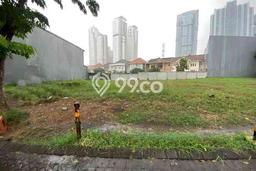 Tanah Premium Kawasan Pakuwon, Luas 232m², Ideal untuk Bisnis, Disewakan Tanah Premium Kawasan Pakuwon, Luas 232m², Ideal untuk Bisnis, Disewakan