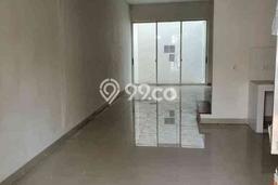 Jual Rumah Bagus Siap Huni LB 181m2 di Wiyung, Surabaya Jual Rumah Bagus Siap Huni LB 181m2 di Wiyung, Surabaya