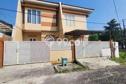 Sewa cepat rumah minimalis strategis 4 Kamar di Sukolilo, Surabaya Sewa cepat rumah minimalis strategis 4 Kamar di Sukolilo, Surabaya
