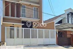 Jual Rumah Mewah Megah Dengan View Cantik di Manyar, Surabaya Jual Rumah Mewah Megah Dengan View Cantik di Manyar, Surabaya