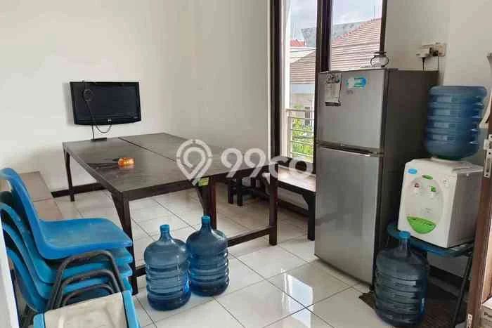 Siap Huni Rumah Mewah 26 Kamar di Wonocolo Dekat ke Mana Saja Siap Huni Rumah Mewah 26 Kamar di Wonocolo Dekat ke Mana Saja