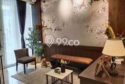 Rumah Elit Modern Tanpa Renovasi di Pakuwon Indah Surabaya Rumah Elit Modern Tanpa Renovasi di Pakuwon Indah Surabaya