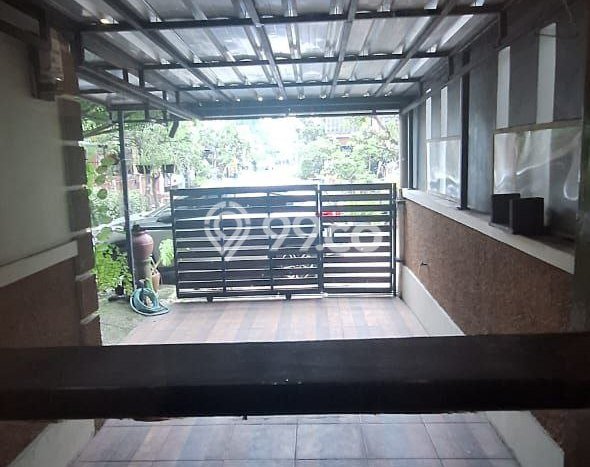 Rumah Strategis Minimalis Lb 130m2 di Arcamanik, Bandung Rumah Strategis Minimalis Lb 130m2 di Arcamanik, Bandung