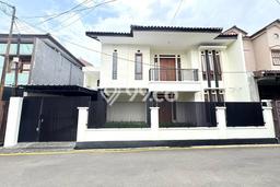 Hunian Mewah LB 250m2 Siap Pakai Desain Elegan di Turangga, Bandung Hunian Mewah LB 250m2 Siap Pakai Desain Elegan di Turangga, Bandung