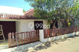 Rumah Terawat kawasan Arcamanik, Bandung, LT 173m² Bangunan 130m² DIJUAL CEPAT! Rumah Terawat kawasan Arcamanik, Bandung, LT 173m² Bangunan 130m² DIJUAL CEPAT!
