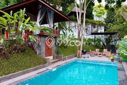 Rumah di Dago, Bandung, Luas 534m² Bangunan 500m² - JUAL CEPAT! Rumah di Dago, Bandung, Luas 534m² Bangunan 500m² - JUAL CEPAT!
