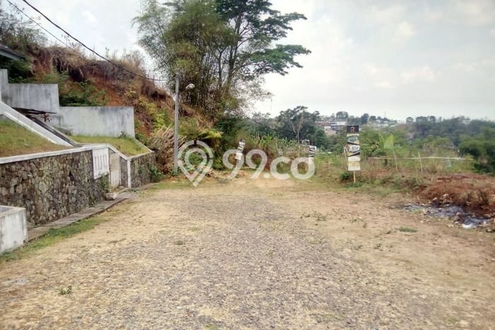 Tanah Dijual di Bandung Seluas 169m2 Strategis Tanah Dijual di Bandung Seluas 169m2 Strategis
