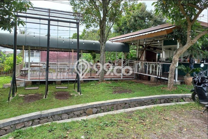 Hunian Elit LB 500m2 Siap Pakai Desain Elegan di Cihanjuang, Bandung Hunian Elit LB 500m2 Siap Pakai Desain Elegan di Cihanjuang, Bandung