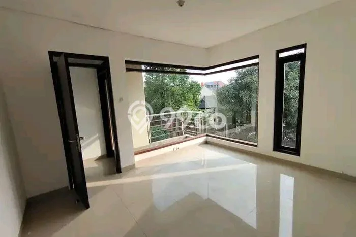 Jual Rumah Eksklusif 4 KT di BKR, Bandung Jual Rumah Eksklusif 4 KT di BKR, Bandung