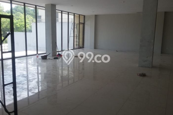 LOKASI STRATEGIS! Gudang di Setiabudi, Luas 2400m2m², Area Komersial, Mainroad LOKASI STRATEGIS! Gudang di Setiabudi, Luas 2400m2m², Area Komersial, Mainroad