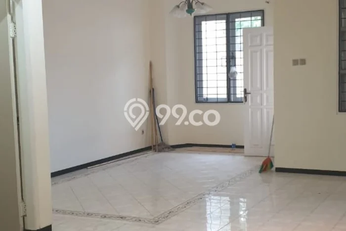 Rumah sewa siap pakai 4 KT di Sutorejo, Surabaya Rumah sewa siap pakai 4 KT di Sutorejo, Surabaya
