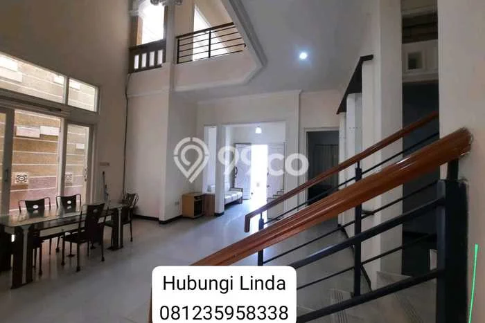 Rumah Mewah LB 300m2 Siap Huni Desain Elegan di kertajaya, Surabaya Rumah Mewah LB 300m2 Siap Huni Desain Elegan di kertajaya, Surabaya