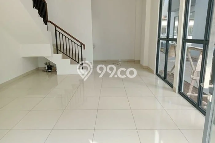 Ruko disewakan di Serpong Tangerang Selatan dengan luas bangunan 121m2 Ruko disewakan di Serpong Tangerang Selatan dengan luas bangunan 121m2