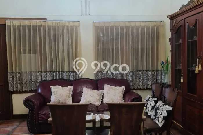 Rumah Bagus Siap Huni Di Tangerang Luas 300m2 Lokasi Strategis Rumah Bagus Siap Huni Di Tangerang Luas 300m2 Lokasi Strategis