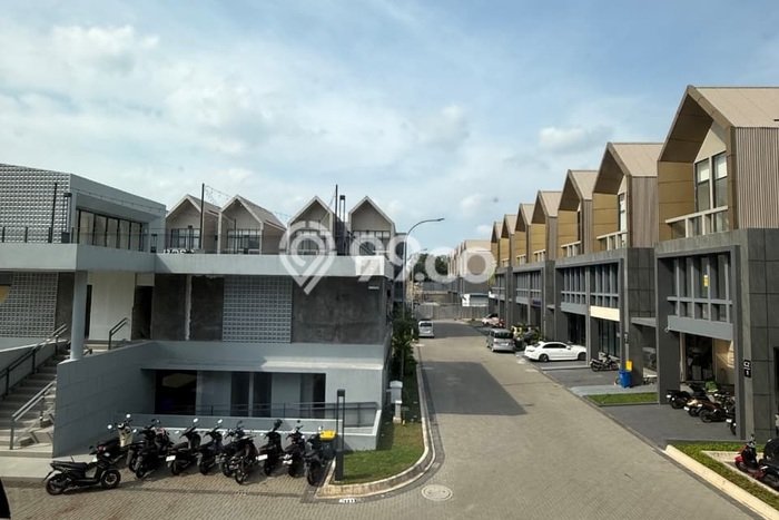 Area Strategis! Disewakan Ruko Lokasi BSD, Tangerang Selatan Cocok untuk Bisnis Area Strategis! Disewakan Ruko Lokasi BSD, Tangerang Selatan Cocok untuk Bisnis