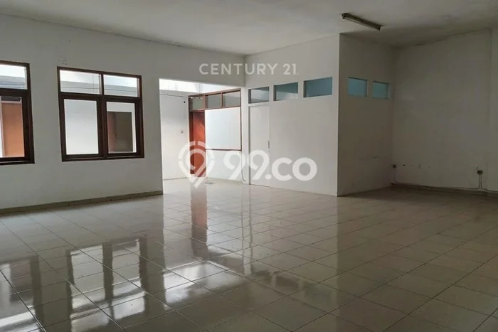 Lokasi terbaik! Rumah siap pakai disewakan di Cicendo LB 219m2 Lokasi terbaik! Rumah siap pakai disewakan di Cicendo LB 219m2