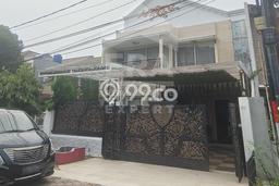 Rumah di Rawamangun, Jakarta Timur, Luas 222m² Bangunan 400m² Rumah di Rawamangun, Jakarta Timur, Luas 222m² Bangunan 400m²