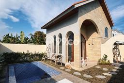 Rumah Asri di Canggu, 1 KM, Luas 200m² Bangunan 150m² Rumah Asri di Canggu, 1 KM, Luas 200m² Bangunan 150m²