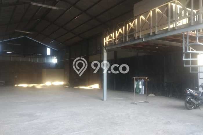 LOKASI PREMIUM! Gudang di Padangsambian Kelod, Luas 400m², Area Niaga LOKASI PREMIUM! Gudang di Padangsambian Kelod, Luas 400m², Area Niaga