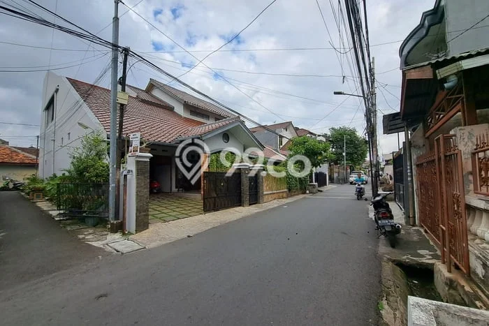 Dijual Hunian Mewah dengan Fasilitas Sekitar Komplit di Tebet, Jakarta Selatan Dijual Hunian Mewah dengan Fasilitas Sekitar Komplit di Tebet, Jakarta Selatan