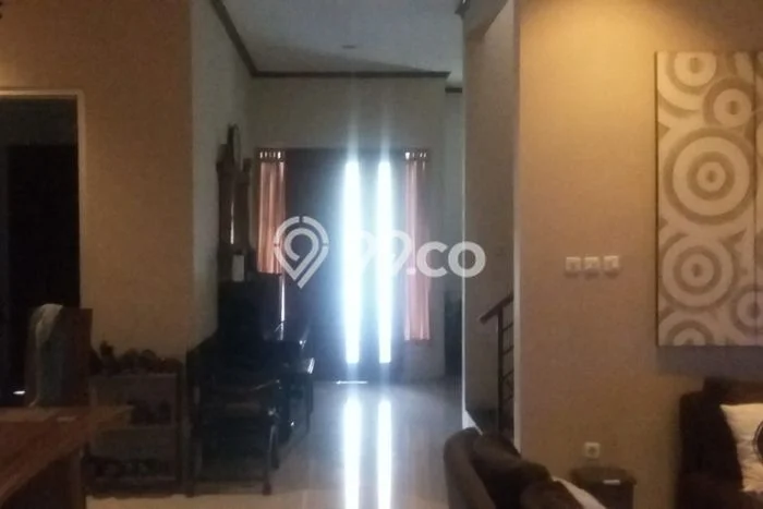 Rumah Elit LB 150m2 Siap Pakai Desain Elegan di Rempoa, Tangerang Rumah Elit LB 150m2 Siap Pakai Desain Elegan di Rempoa, Tangerang