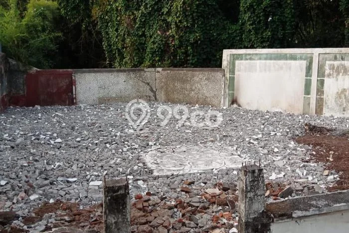 Tanah Dijual di Badung Seluas 240m2 Strategis Tanah Dijual di Badung Seluas 240m2 Strategis