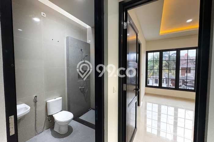 Jual Rumah Eksklusif 4 KT di Graha Raya Bintaro, Tangerang Selatan Jual Rumah Eksklusif 4 KT di Graha Raya Bintaro, Tangerang Selatan
