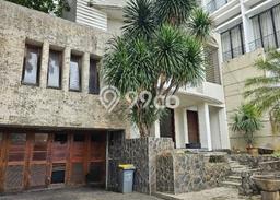 For Sale! Premium House LT 520m2 Desain Elegan di Pejompongan For Sale! Premium House LT 520m2 Desain Elegan di Pejompongan