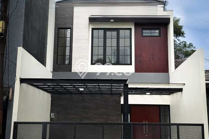 Jual Rumah Eksklusif 4 KT di Graha Raya Bintaro, Tangerang Selatan Jual Rumah Eksklusif 4 KT di Graha Raya Bintaro, Tangerang Selatan