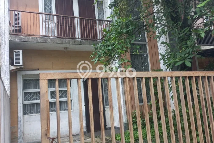 For Sale Hunian Rumah Terawat 4 Kamar di Pondok Ranji, Tangerang Selatan For Sale Hunian Rumah Terawat 4 Kamar di Pondok Ranji, Tangerang Selatan