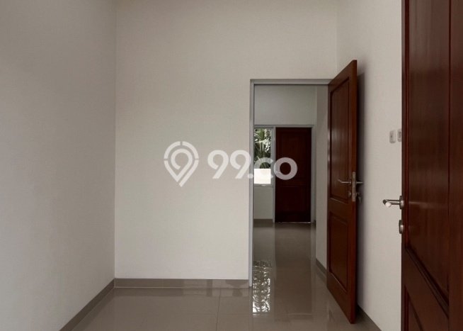 Jual Rumah Minimalis Bagus Punya 3 KT di Pamulang Tangerang Selatan SHM Jual Rumah Minimalis Bagus Punya 3 KT di Pamulang Tangerang Selatan SHM